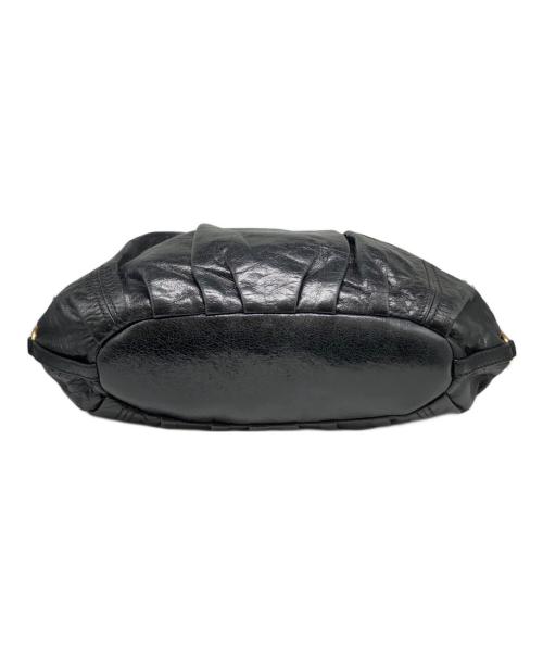 MIU MIU（ミュウミュウ）MIU MIU (ミュウミュウ) ショルダーバッグ ブラック サイズ:下記参照の古着・服飾アイテム