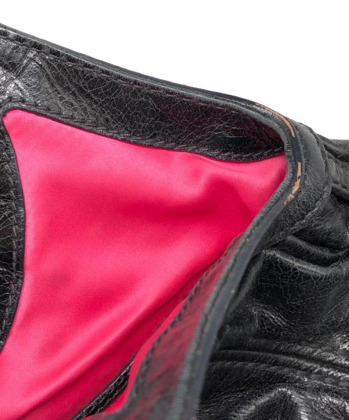 MIU MIU（ミュウミュウ）MIU MIU (ミュウミュウ) ショルダーバッグ ブラック サイズ:下記参照の古着・服飾アイテム