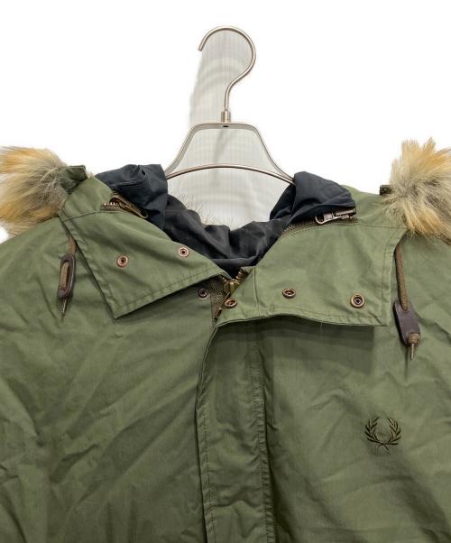 FRED PERRY（フレッドペリー）FRED PERRY (フレッドペリー) 3WAYフィッシュテールパーカー カーキ サイズ:Mの古着・服飾アイテム