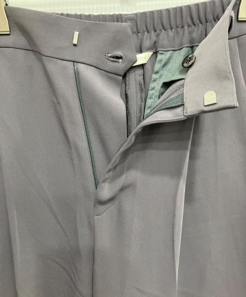qualite（カリテ）qualite (カリテ) マットサテンストレートパンツ グレー サイズ:38の古着・服飾アイテム