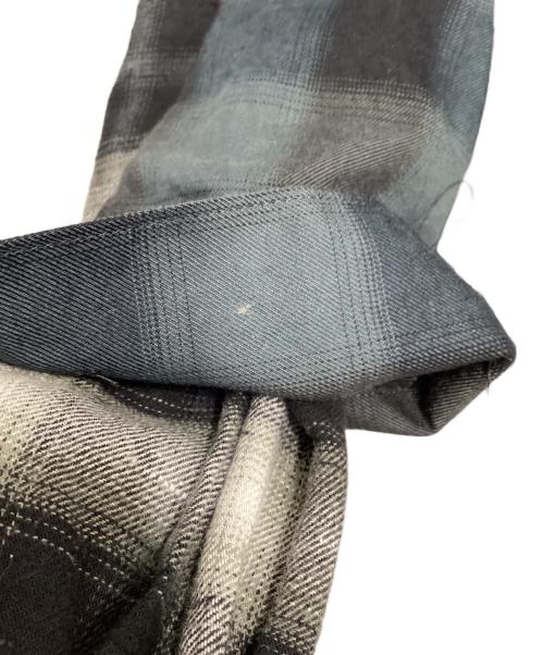 amok（アモク）amok (アモク) LAYERED SHIRT グレー サイズ:Lの古着・服飾アイテム