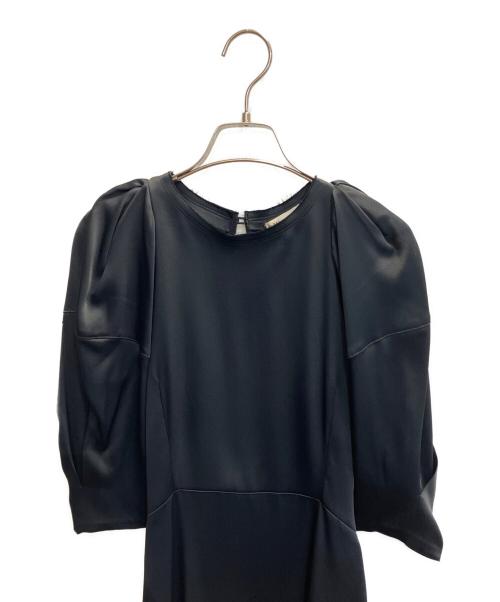KHAITE（ケイト）KHAITE (ケイト) パフショルダードレス ブラックの古着・服飾アイテム