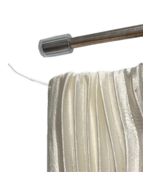 Noble（ノーブル）Noble (ノーブル) ブライトサテンアコーディオンプリーツスカート アイボリー サイズ:FREEの古着・服飾アイテム