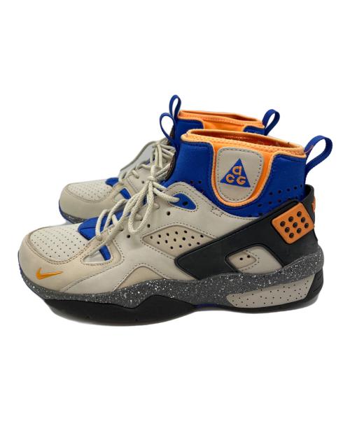 NIKE ACG（ナイキエーシージー）NIKE ACG (ナイキエーシージー) ハイカットスニーカー ベージュ サイズ:US10の古着・服飾アイテム