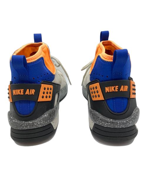 NIKE ACG（ナイキエーシージー）NIKE ACG (ナイキエーシージー) ハイカットスニーカー ベージュ サイズ:US10の古着・服飾アイテム