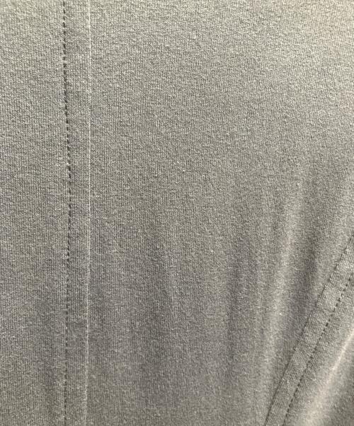 BEIGE（ベイジ）BEIGE (ベイジ) 【洗える】GLANTHUS / コットンカーブラインロングフレアワンピース グレー サイズ:2の古着・服飾アイテム