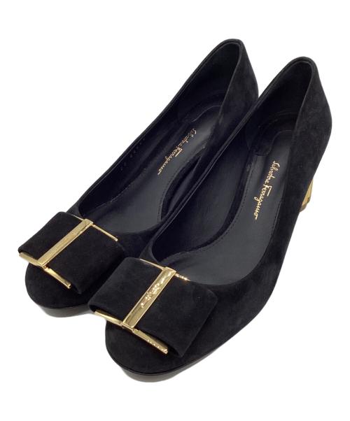 Salvatore Ferragamo（サルヴァトーレ フェラガモ）Salvatore Ferragamo (サルヴァトーレ フェラガモ) スウェードパンプス ブラック サイズ:7 1/2の古着・服飾アイテム