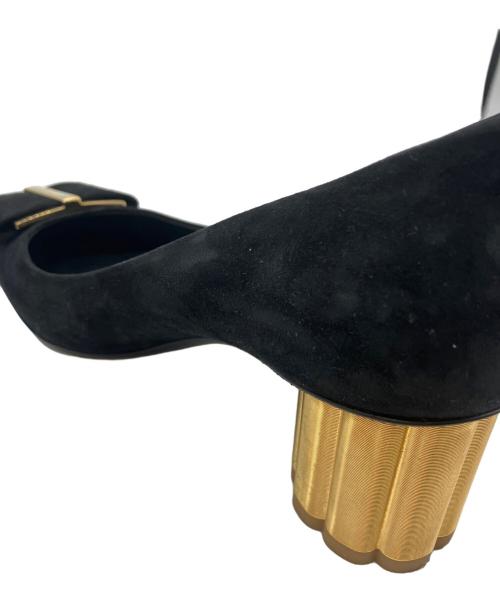 Salvatore Ferragamo（サルヴァトーレ フェラガモ）Salvatore Ferragamo (サルヴァトーレ フェラガモ) スウェードパンプス ブラック サイズ:7 1/2の古着・服飾アイテム