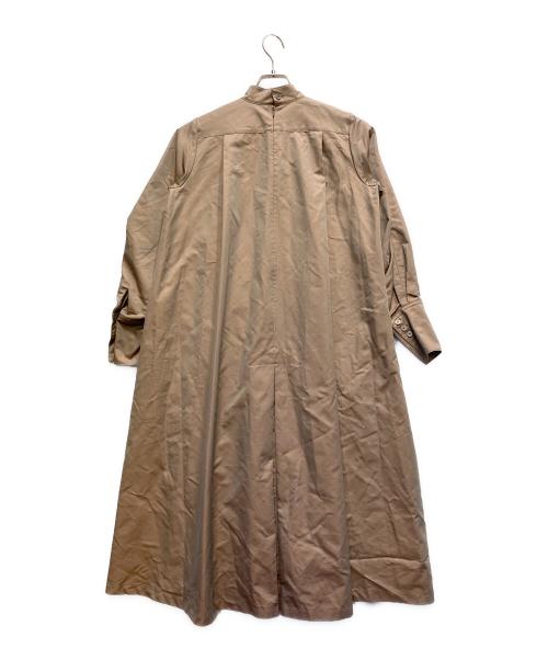 foufou（フーフー）foufou (フーフー) ワンピース ベージュの古着・服飾アイテム