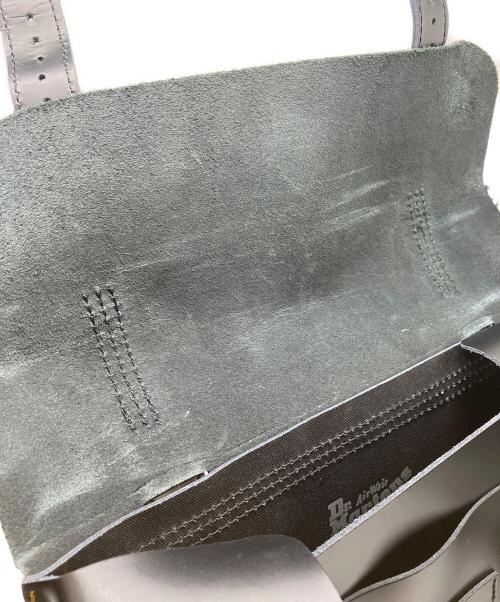 Dr.Martens（ドクターマーチン）Dr.Martens (ドクターマーチン) 11インチ レザー サッチェル バッグ ブラックの古着・服飾アイテム