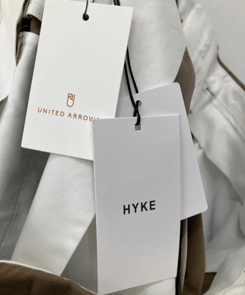 HYKE（ハイク）HYKE (ハイク) タックテーパードパンツ ベージュ サイズ:02の古着・服飾アイテム