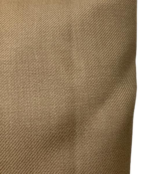 HYKE（ハイク）HYKE (ハイク) タックテーパードパンツ ベージュ サイズ:02の古着・服飾アイテム