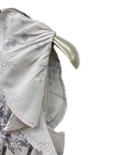 FRAY ID（フレイ アイディー）FRAY ID (フレイ アイディー) サテンパイピングプリントシフォンワンピ グレー サイズ:S 未使用品の古着・服飾アイテム