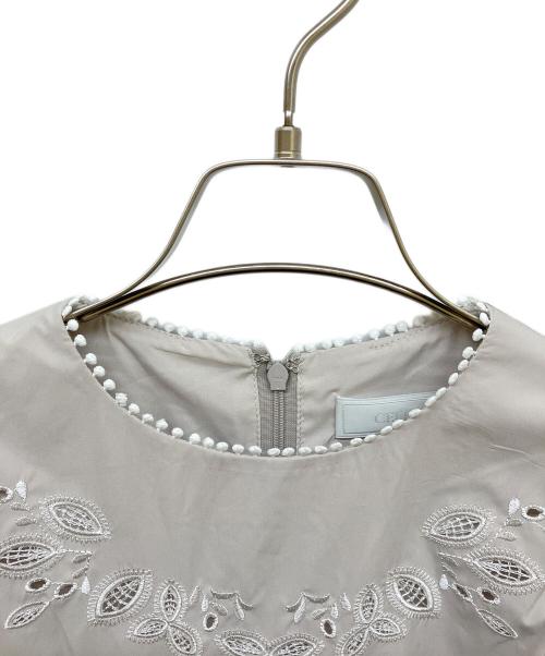 CELFORD（セルフォード）CELFORD (セルフォード) エンブロイダリーワンピース ベージュ サイズ:36 未使用品の古着・服飾アイテム