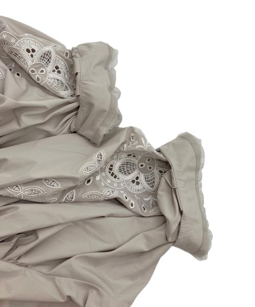 CELFORD（セルフォード）CELFORD (セルフォード) エンブロイダリーワンピース ベージュ サイズ:36 未使用品の古着・服飾アイテム