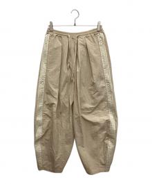 etsinta（エシンタ）の古着「リメイクジャージカーブパンツ イージーナイロンパンツ」｜ベージュ