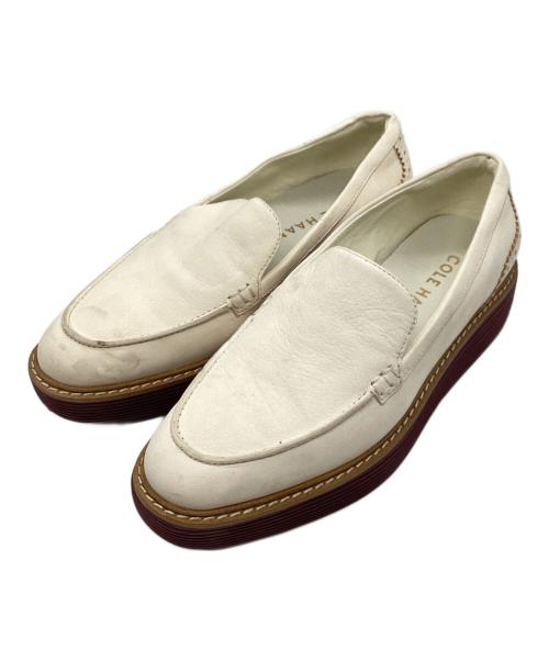 COLE HAAN（コールハーン）COLE HAAN (コールハーン) オリジナルグランド プラットフォーム ベネチアン スリッポン ローファー ベージュ サイズ:6　2/1の古着・服飾アイテム
