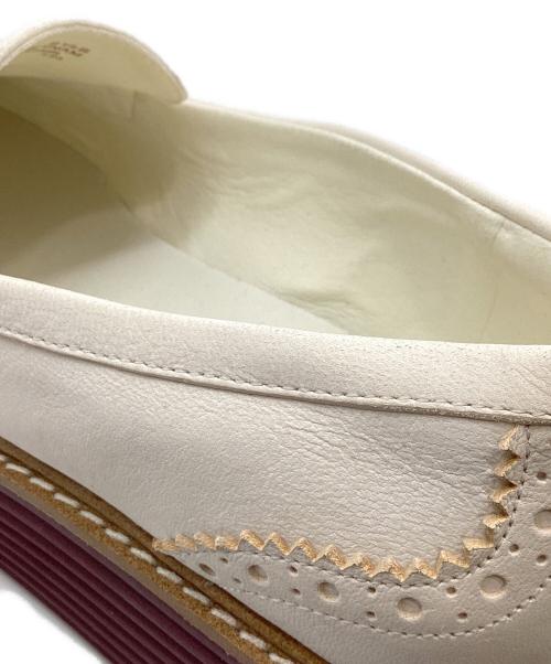 COLE HAAN（コールハーン）COLE HAAN (コールハーン) オリジナルグランド プラットフォーム ベネチアン スリッポン ローファー ベージュ サイズ:6　2/1の古着・服飾アイテム