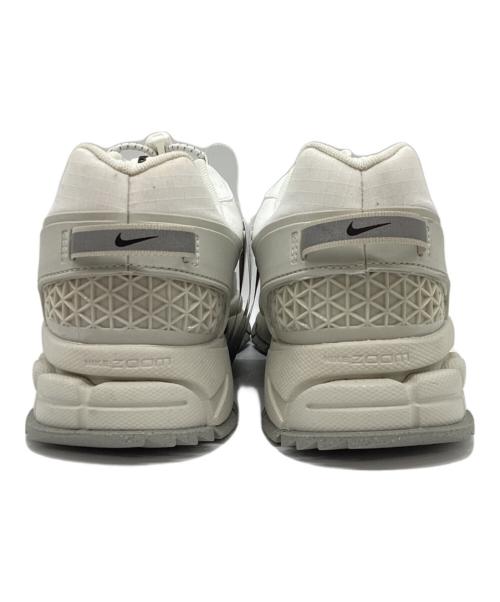 NIKE（ナイキ）NIKE (ナイキ) スニーカー ホワイト サイズ:29 未使用品の古着・服飾アイテム