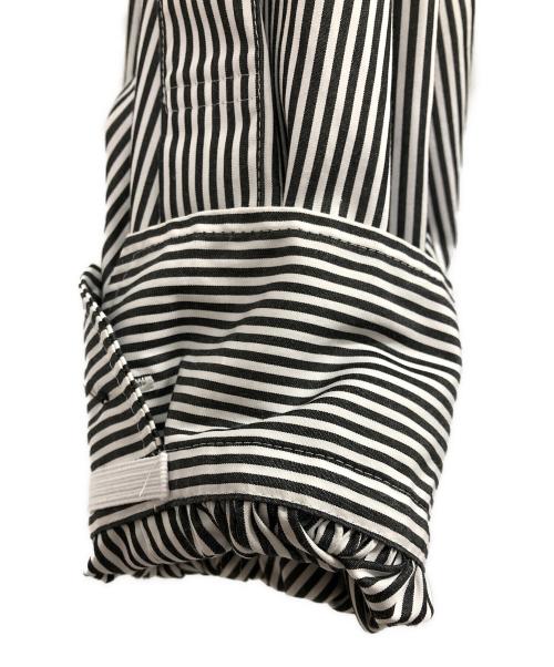HYKE（ハイク）HYKE (ハイク) ストライプシャツワンピース ホワイト×ブラック サイズ:2の古着・服飾アイテム