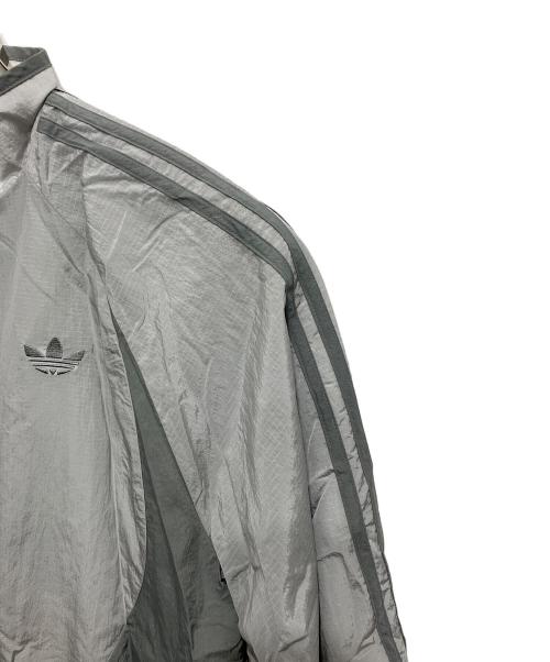 adidas（アディダス）adidas (アディダス) アディカラー 2000s ウーブントラックトップ グレー サイズ:Mの古着・服飾アイテム