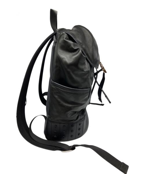 TOD'S（トッズ）TOD'S (トッズ) ラバーペブル レザーリュック ブラックの古着・服飾アイテム