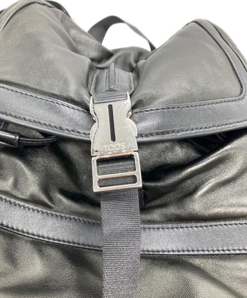 TOD'S（トッズ）TOD'S (トッズ) ラバーペブル レザーリュック ブラックの古着・服飾アイテム