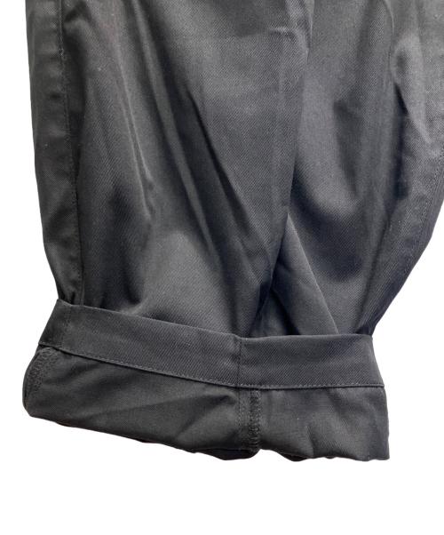 M TO R（ムウトアール）M TO R (ムウトアール) BALOON VOLUME PANTS ブラック サイズ:38 未使用品の古着・服飾アイテム