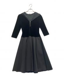 FOXEY NEWYORK（フォクシーニューヨーク）の古着「ベロア切替パーカーワンピース」｜ブラック