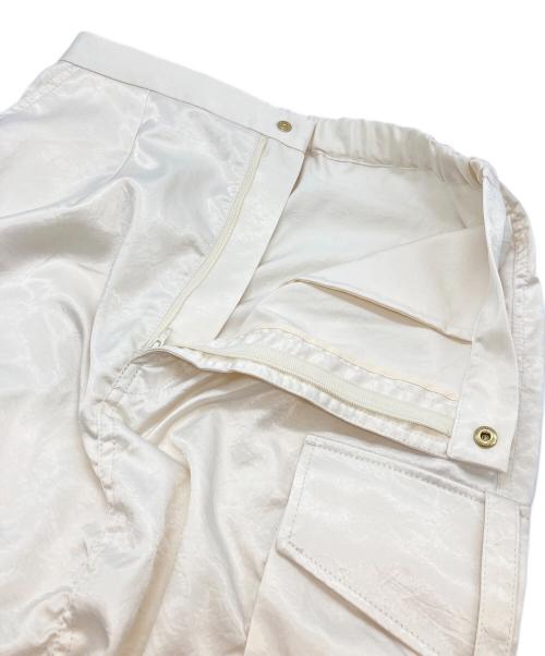 LE CIEL BLEU（ルシェルブルー）LE CIEL BLEU (ルシェルブルー) Cargo Maxi Skirt ホワイト サイズ:38の古着・服飾アイテム