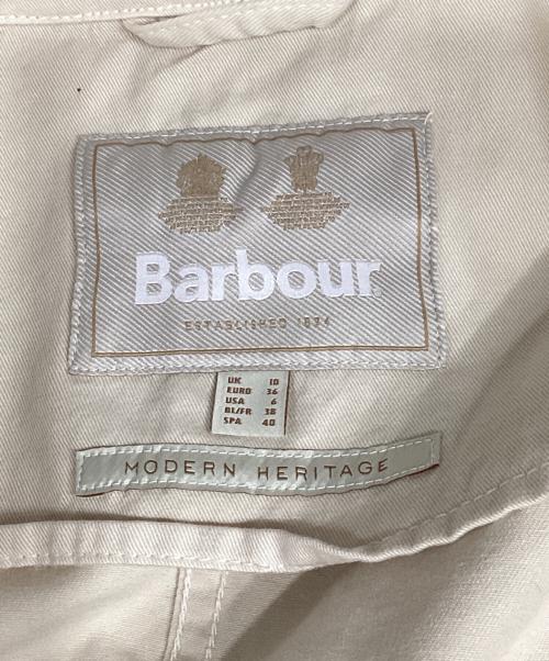 Barbour（バブアー）Barbour (バブアー) Tillyコットン4ポケットサファリジャケット アイボリー サイズ:UK10の古着・服飾アイテム