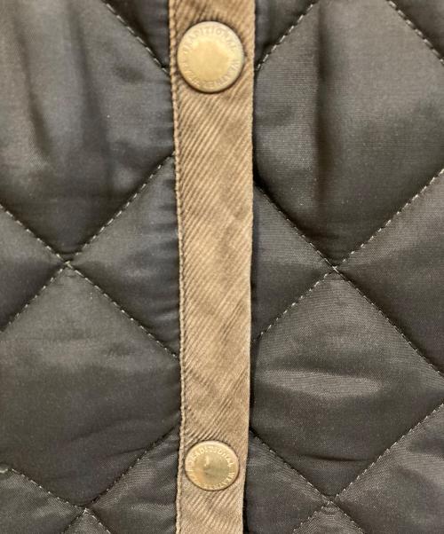 Traditional Weatherwear（トラディショナルウェザーウェア）Traditional Weatherwear (トラディショナルウェザーウェア) キルティングジャケット カーキ サイズ:38の古着・服飾アイテム