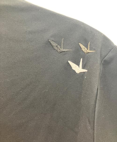 1piu1uguale3（ウノピュウノウグァーレトレ）1piu1uguale3 (ウノピュウノウグァーレトレ) THESAINT MAFIA CLUB (ザ・セインツ・マフィア・クラブ) THESAINT MAFIA CREW ブラック サイズ:Vの古着・服飾アイテム