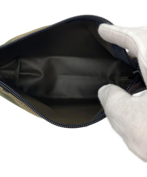 Herve Chapelier（エルベシャプリエ）Herve Chapelier (エルベシャプリエ) ナイロンスクエアショルダー カーキの古着・服飾アイテム