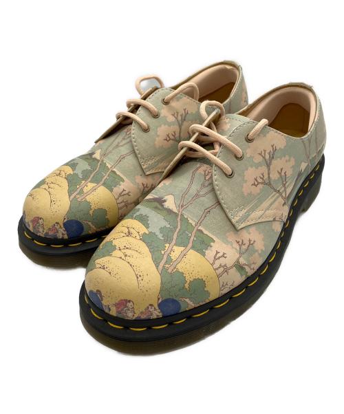 Dr.Martens（ドクターマーチン）Dr.Martens (ドクターマーチン) THE MET (ザメット) 3ホールシューズ　葛飾北斎 ベージュ サイズ:UK　7の古着・服飾アイテム