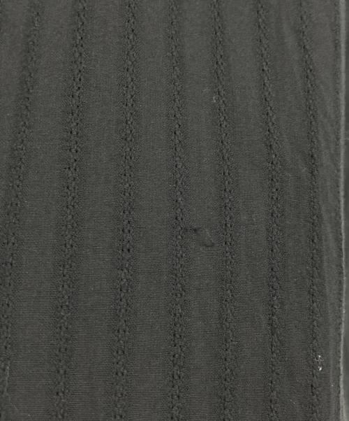 EMMEL REFINES（エメル リファインズ）EMMEL REFINES (エメル リファインズ) カラミレース パフスリーブ ワンピース ブラック サイズ:Mの古着・服飾アイテム