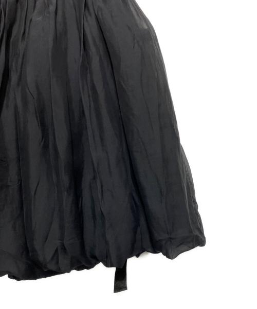 RED VALENTINO（レッドヴァレンティノ）RED VALENTINO (レッドヴァレンティノ) チュールスカート ブラック サイズ:40の古着・服飾アイテム