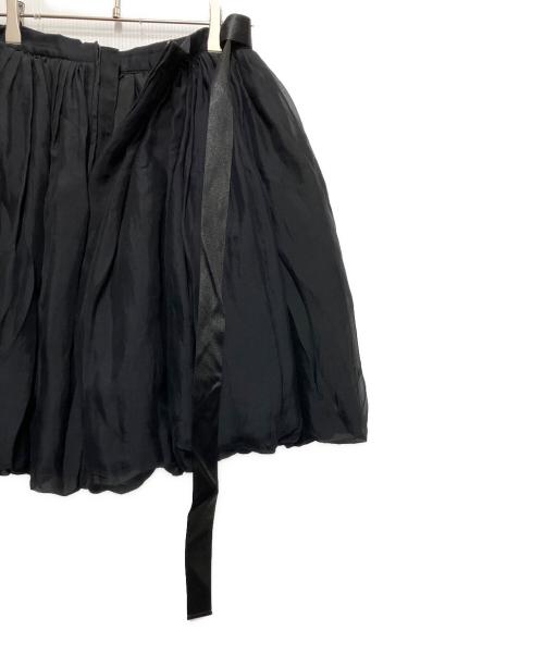 RED VALENTINO（レッドヴァレンティノ）RED VALENTINO (レッドヴァレンティノ) チュールスカート ブラック サイズ:40の古着・服飾アイテム