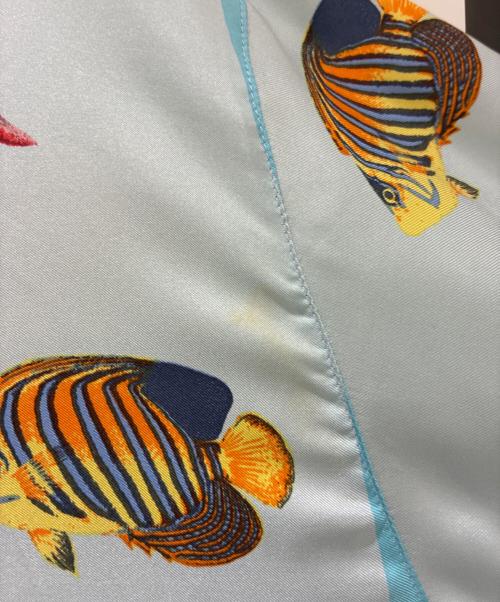 GUCCI（グッチ）GUCCI (グッチ) プリントシルクシャツ ブルー サイズ:40の古着・服飾アイテム