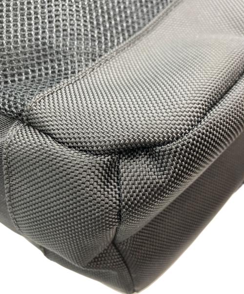 YOHJI YAMAMOTO（ヨウジヤマモト）YOHJI YAMAMOTO (ヨウジヤマモト) New Era (ニューエラ) BLACKPE EXPLORER TOTE BAG ブラックの古着・服飾アイテム