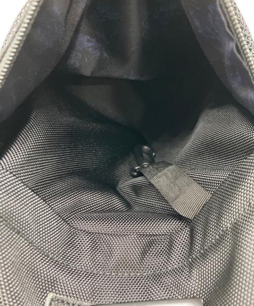 YOHJI YAMAMOTO（ヨウジヤマモト）YOHJI YAMAMOTO (ヨウジヤマモト) New Era (ニューエラ) BLACKPE EXPLORER TOTE BAG ブラックの古着・服飾アイテム