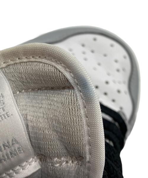 NIKE（ナイキ）NIKE (ナイキ) スニーカー グレー サイズ:28の古着・服飾アイテム