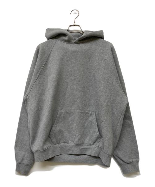 FOG ESSENTIALS（フィアオブゴッド エッセンシャル）FOG ESSENTIALS (フィアオブゴッド エッセンシャル) ロゴプリントプルオーバーパーカー グレー サイズ:Lの古着・服飾アイテム