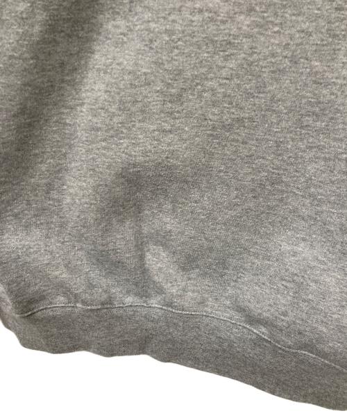 FOG ESSENTIALS（フィアオブゴッド エッセンシャル）FOG ESSENTIALS (フィアオブゴッド エッセンシャル) ロゴプリントプルオーバーパーカー グレー サイズ:Lの古着・服飾アイテム