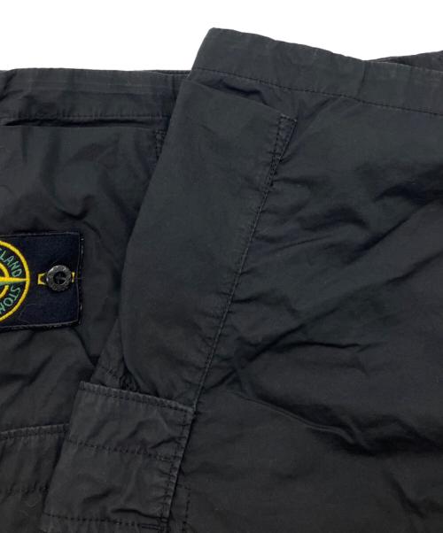 STONE ISLAND（ストーンアイランド）STONE ISLAND (ストーンアイランド) ハーフパンツ ブラック サイズ:32の古着・服飾アイテム