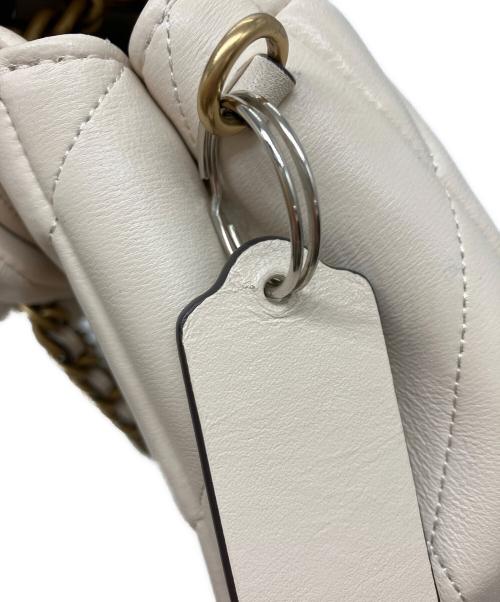 COACH（コーチ）COACH (コーチ) タビー ショルダー バッグ 26 ベージュの古着・服飾アイテム
