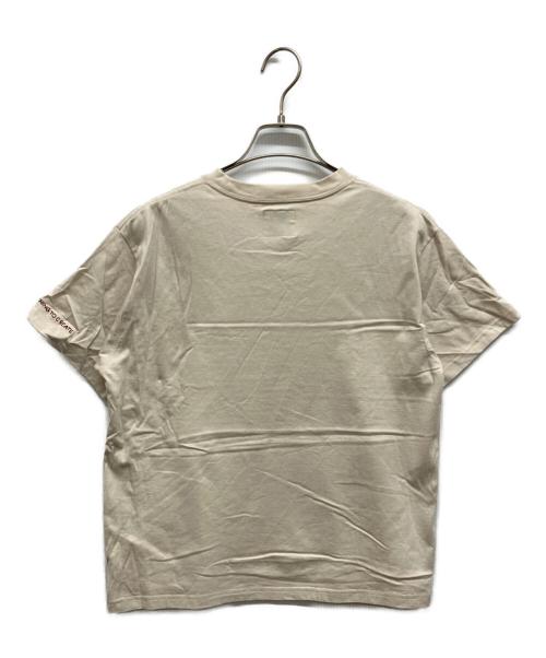 THE INTERNATIONAL ART COLLECTION（ザ インターナショナル アート コレクション）THE INTERNATIONAL ART COLLECTION DRAWER (ドゥロワー) THE INTERNATIONAL ART COLLECTION×Drawer スリーブエンブロイダリーTシャツ ベージュ サイズ:Freeの古着・服飾アイテム