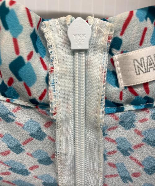 NARA CAMICIE（ナラカミーチェ）NARA CAMICIE (ナラカミーチェ) スクエア幾何シフォンボウタイ半袖ブラウス ブルー サイズ:1の古着・服飾アイテム