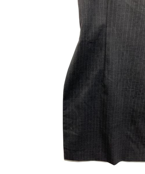 INSCRIRE（アンスクリア）INSCRIRE (アンスクリア) Wool Front Dress ウール フロント ドレス チャコールグレー サイズ:36の古着・服飾アイテム