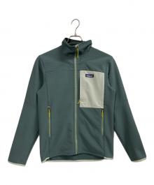 Patagonia（パタゴニア）の古着「R2テックフェイスジャケット」｜グレー